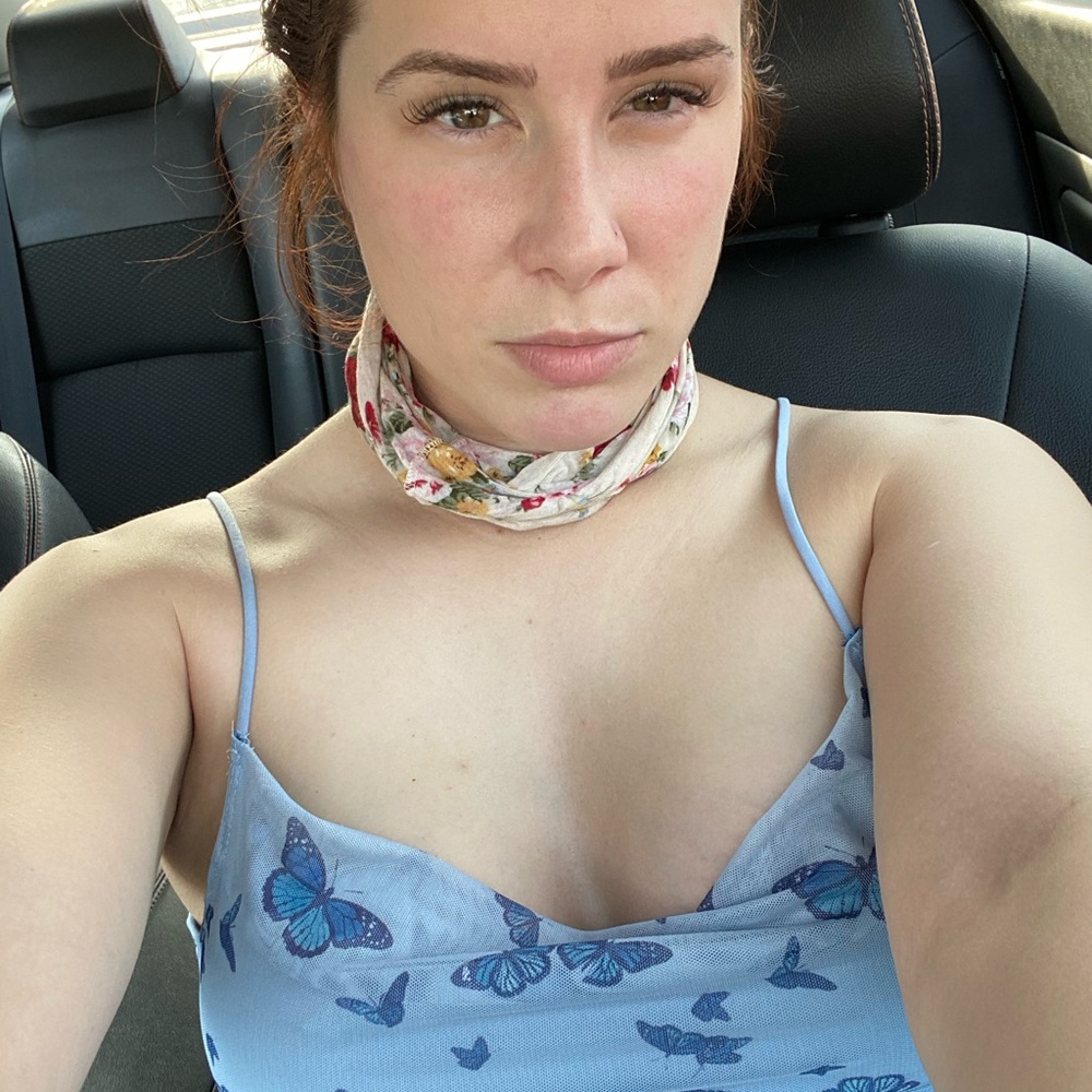 Meet your Posher, Olivia